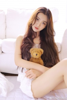 美丽的姑娘完整版